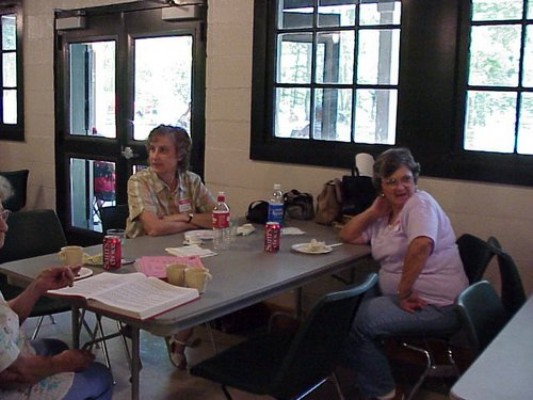Whatley - Walker Reunion 2001 - 147.jpg